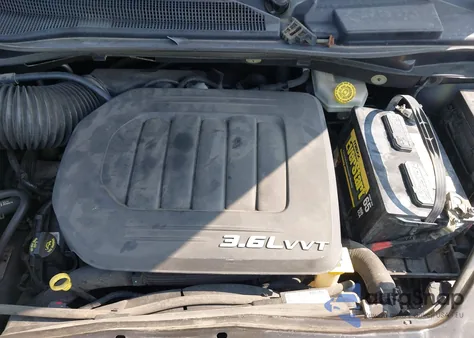 2017 Dodge Grand Caravan Sxt z USA, uszkodzony, nr VIN 2C4RDGCG8HR814749